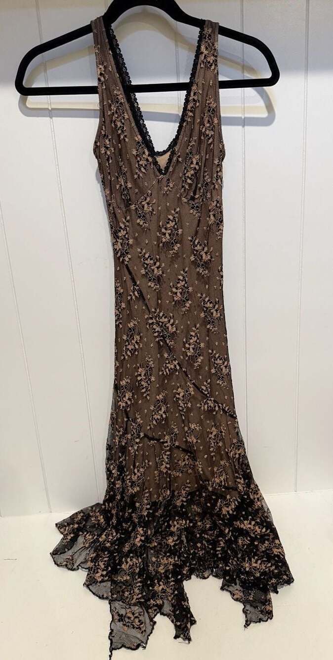 Alexia Admor New York Black and Nude Floral Lace Overlay Maxi Dress